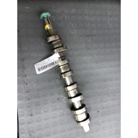 Wał rozrządu silnika 038109101AH VAG