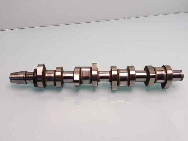 Wał rozrządu silnika 038109101R VAG