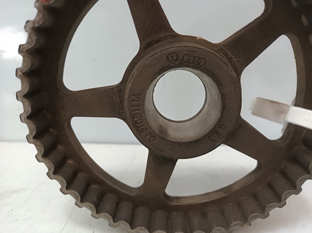 Koło zębatewalcowe wałka rozrządu silnika 038109111A VAG