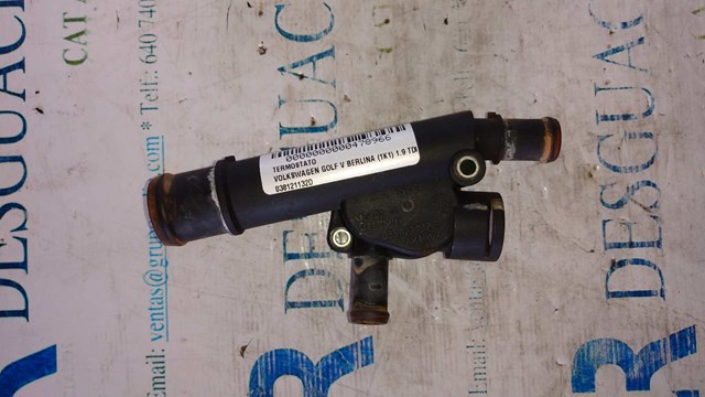 Kołnierz układu chłodzenia (trójnik) 038121132D VAG