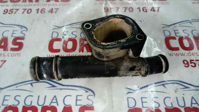 Kołnierz układu chłodzenia (trójnik) 038121133 VAG