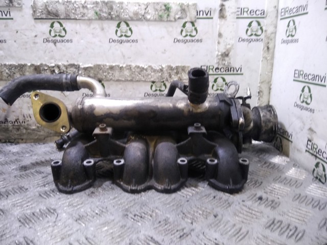 Kolektor ssący do Audi A4 8E5