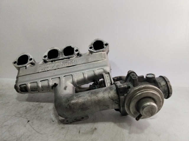 Kolektor ssący 038129713J VAG