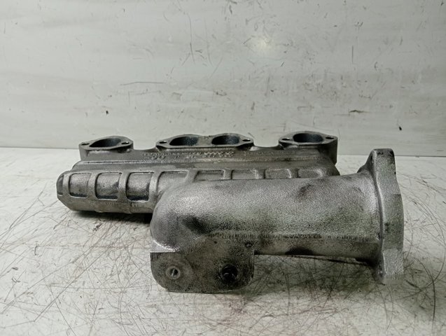 Kolektor ssący 038129713J VAG