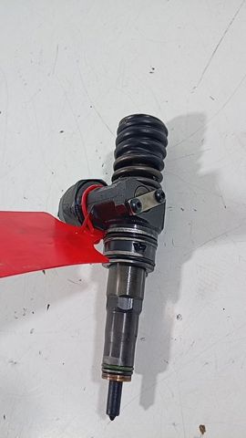 Wtryskiwacz paliwa 038130073 VAG