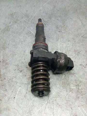 Wtryskiwacz paliwa 038130073AR VAG