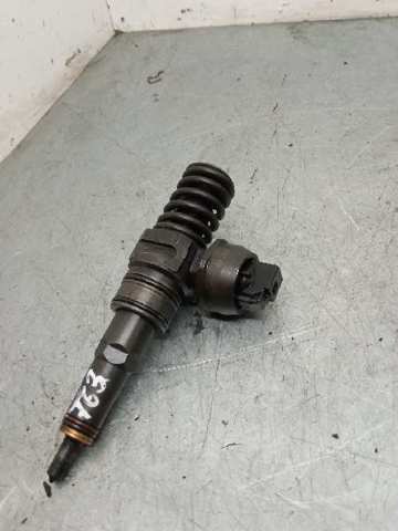 Wtryskiwacz paliwa 038130073BK VAG