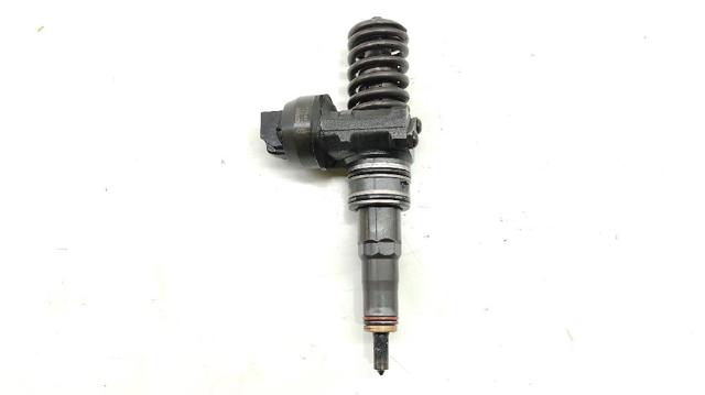 Wtryskiwacz paliwa 038130073BN VAG