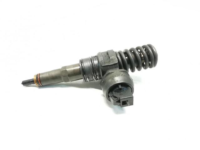 Wtryskiwacz paliwa 038130073BN VAG