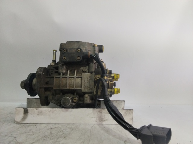 Pompa wtryskowa wysokiego ciśnienia 038130107B VAG