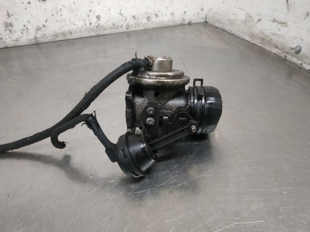 Zawór recyrkulacji spalin EGR 038131501E VAG