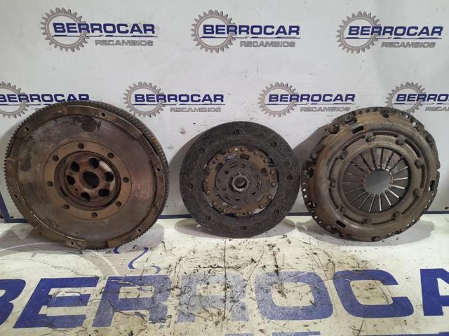 Tarcza sprzęgła 038141032 VAG