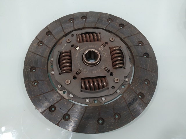 Tarcza sprzęgła 038141032 VAG