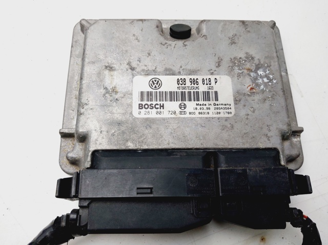 Sterownik silnika 038906018P VAG