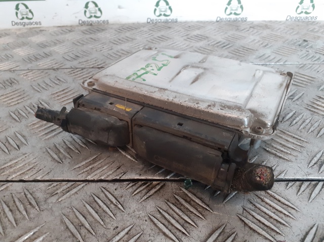 Sterownik silnika 038906019HJ VAG