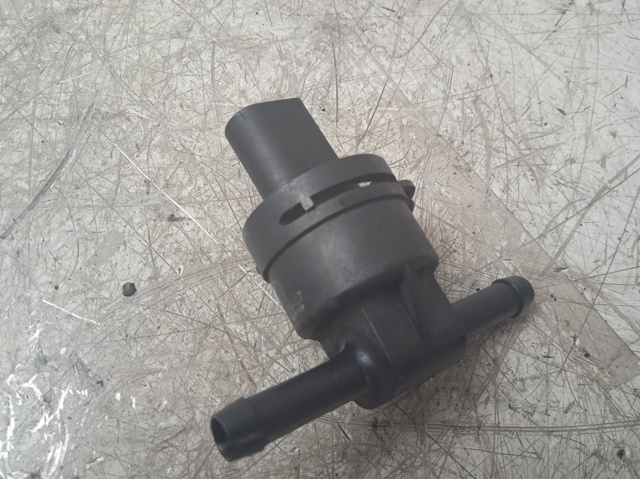 038906081B VAG