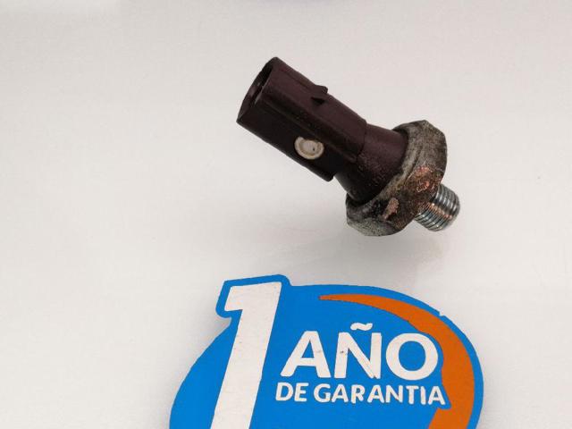 Czujnik ciśnienia oleju 038919081H VAG