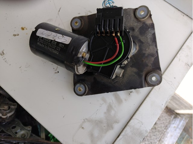 Silniczek wycieraczki szyby przedniej 0390241114 MITSUBISHI