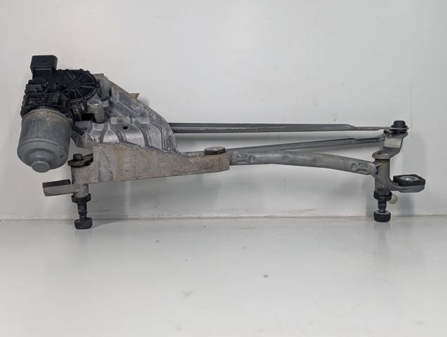 0390241574 Ford