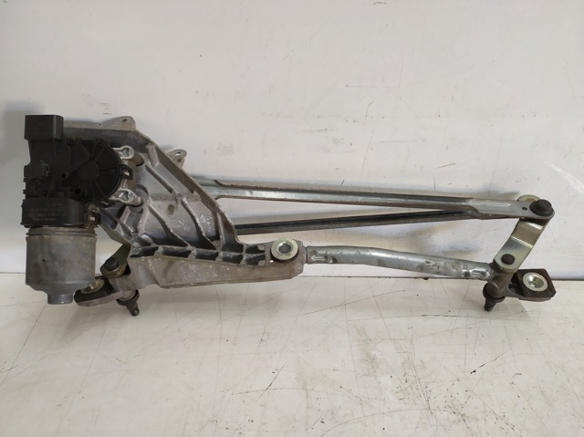 0390241574 Ford