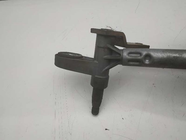 Silniczek wycieraczki szyby przedniej 0390241700 PEUGEOT