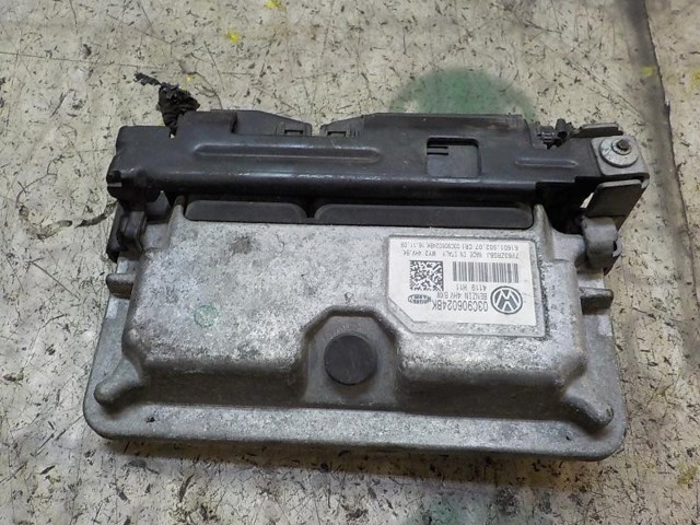 Sterownik silnika 03C906024BK VAG