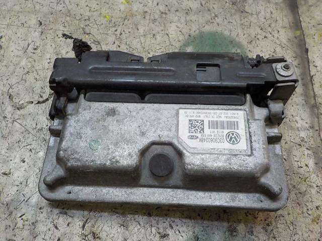 Sterownik silnika 03C906024BK VAG