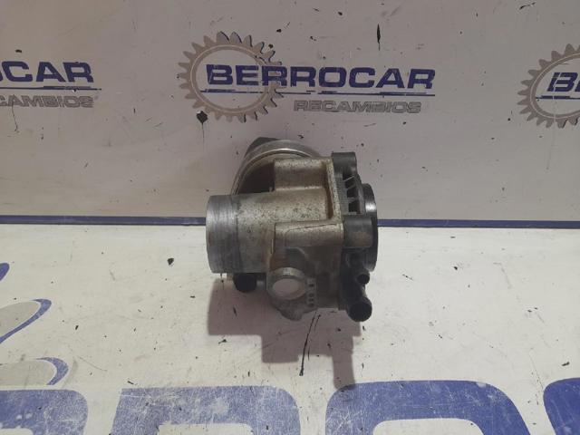 Koło pasowe pompy wodnej Volkswagen Passat 3C2