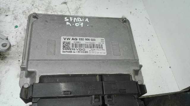 Sterownik silnika 03D906023 VAG