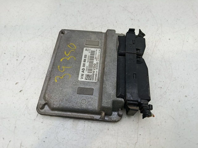 Sterownik silnika 03D906023 VAG