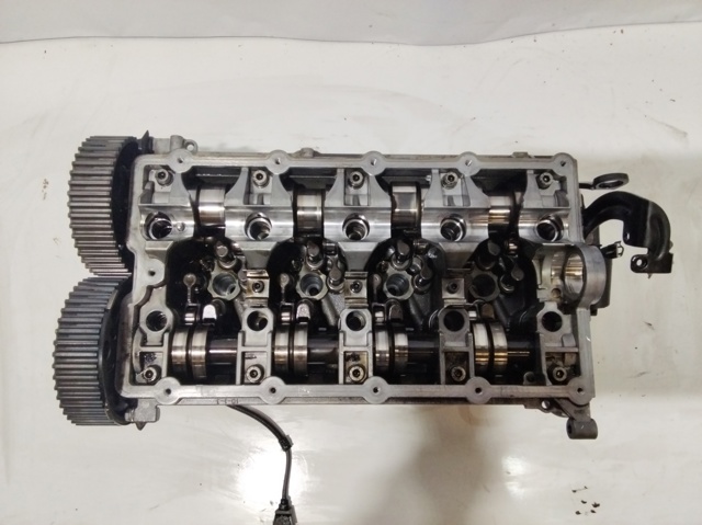 Głowica cylindrów 03G103373A VAG