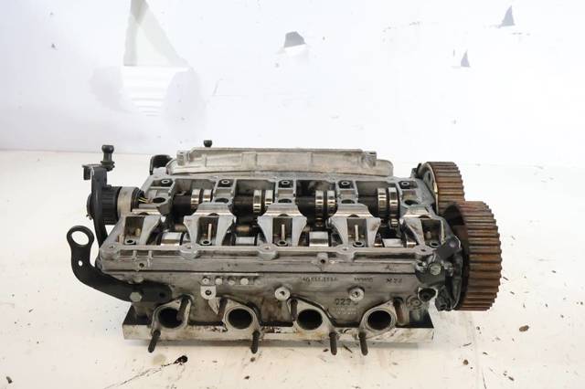 Głowica cylindrów 03G103373A VAG