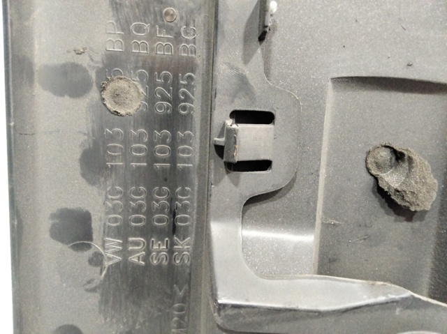 Pokrywa silnika dekoracyjna Audi A3 8P1