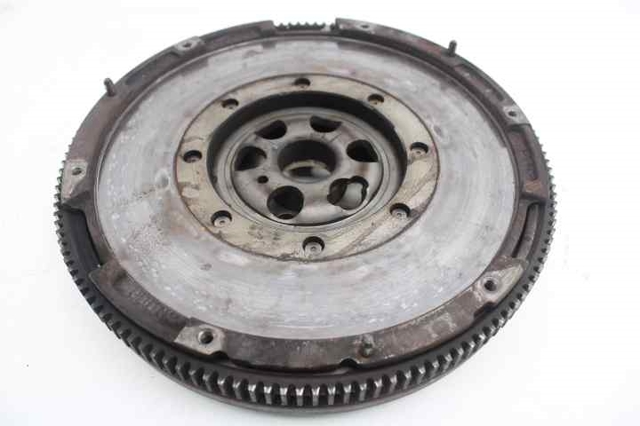 Koło zamachowe silnika 03G105266AD VAG