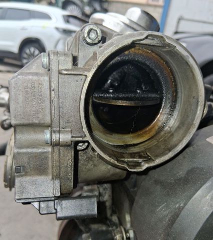 Przepustnica, komplet 03G128063C VAG