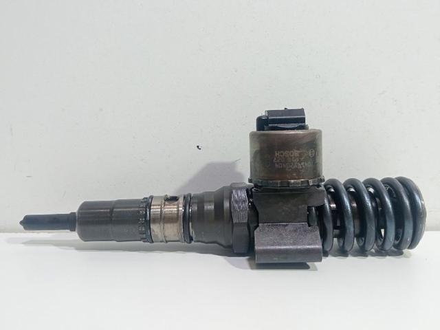 Wtryskiwacz paliwa 03G130073G VAG