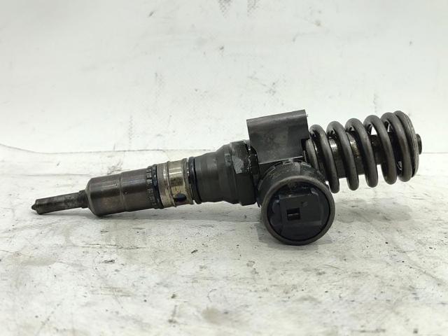 Wtryskiwacz paliwa 03G130073GX VAG