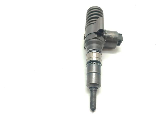 Wtryskiwacz paliwa 03G130073GX VAG