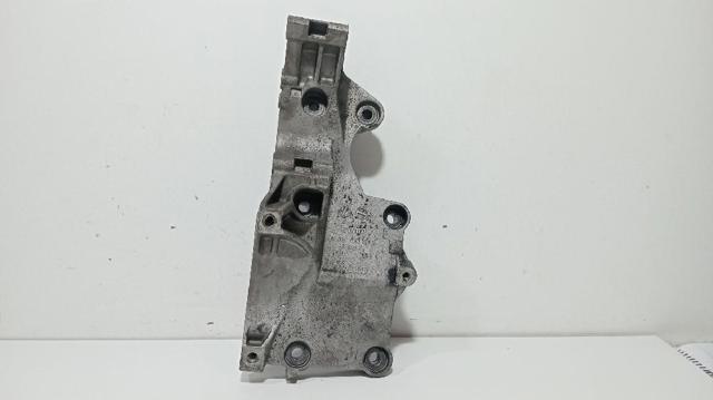 Wspornik alternatora 03G903143A VAG