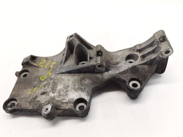 Wspornik alternatora 03G903143A VAG