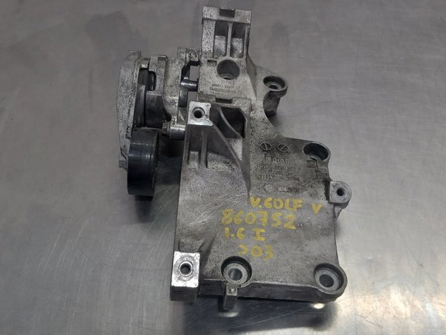 Wspornik alternatora 03G903143A VAG