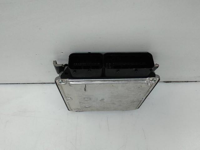 Sterownik silnika Audi A6 4F5