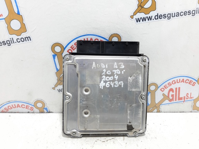 Sterownik silnika Audi A3 8PA
