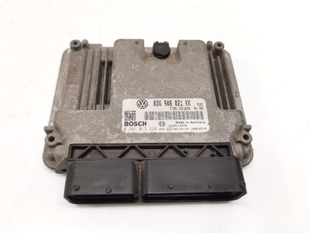 Sterownik silnika 03G906021KK VAG