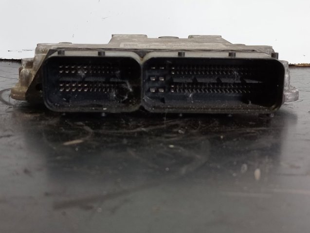 Sterownik silnika 03G906021KK VAG