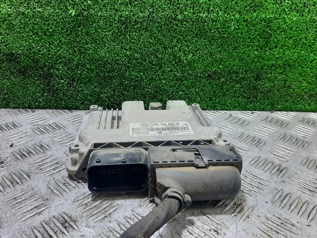 Sterownik silnika 03G906021KK VAG