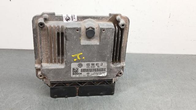 Sterownik silnika 03G906021LB VAG