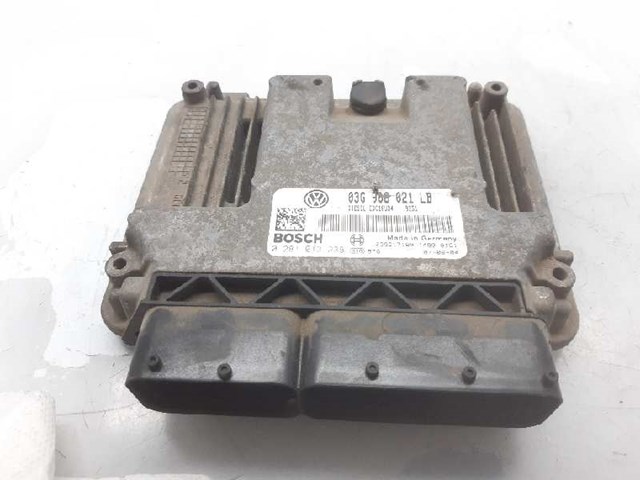Sterownik silnika 03G906021LB VAG