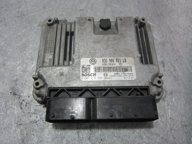 Sterownik silnika 03G906021LB VAG