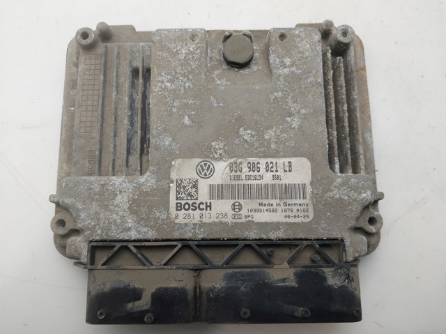 Sterownik silnika 03G906021LB VAG